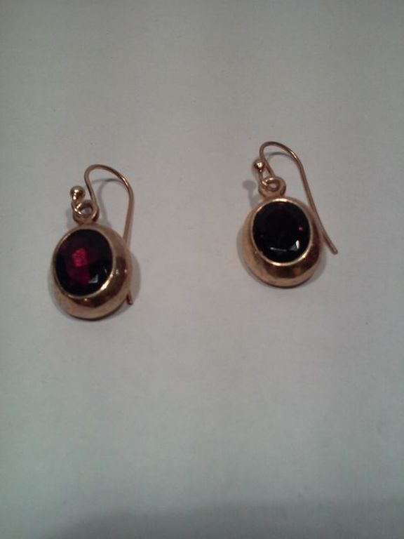 In Nieuw staat design sterling zilveren oorhangers met facet geslepen Amethist kopen? Bied vanaf 35!