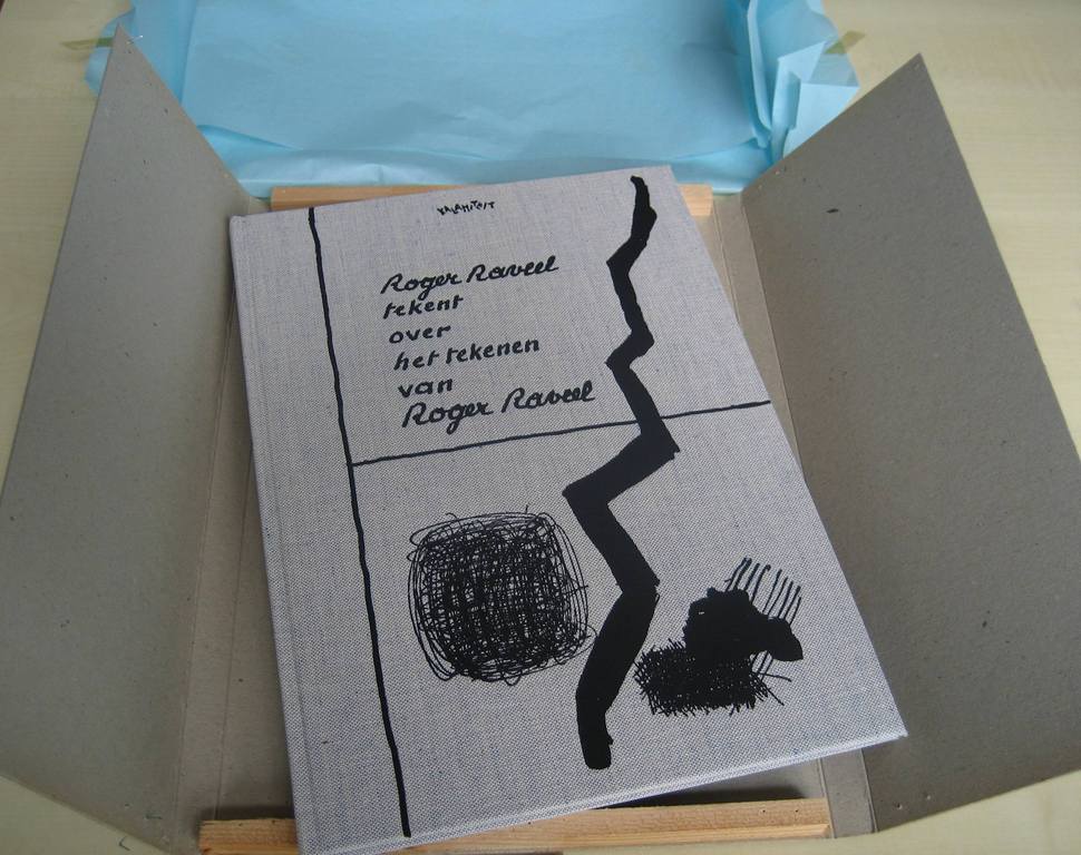Boek Raveel tekent over het tekenen kopen? Bied vanaf 275!