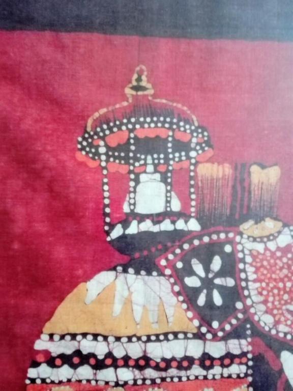 2 oriëntaalse Schilderijen 1 gesigneerd, onbekende kunstenaar, Techniek BATIK   kopen? Bied vanaf 1!