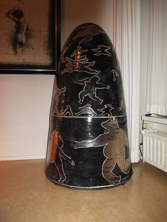  Prachtig zwarte obelisk met gouden figuren van Jan Snoeck kopen? Bied vanaf 5000!