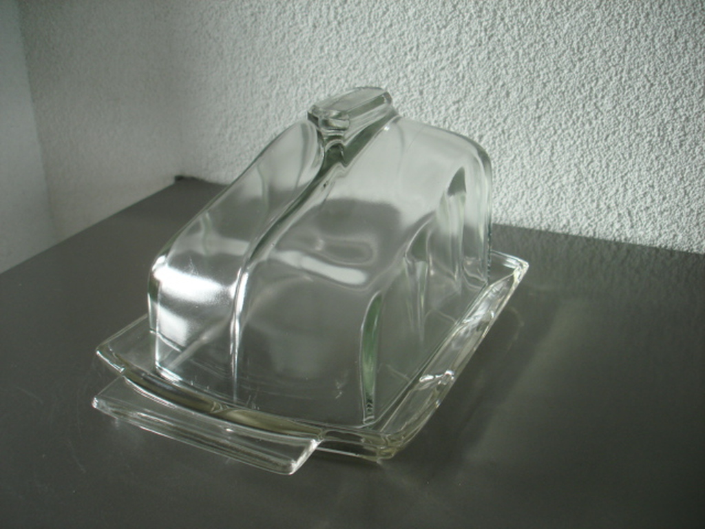 Leerdam(?): Glazen kaasstolp met onderschotel kopen? Bied vanaf 6!