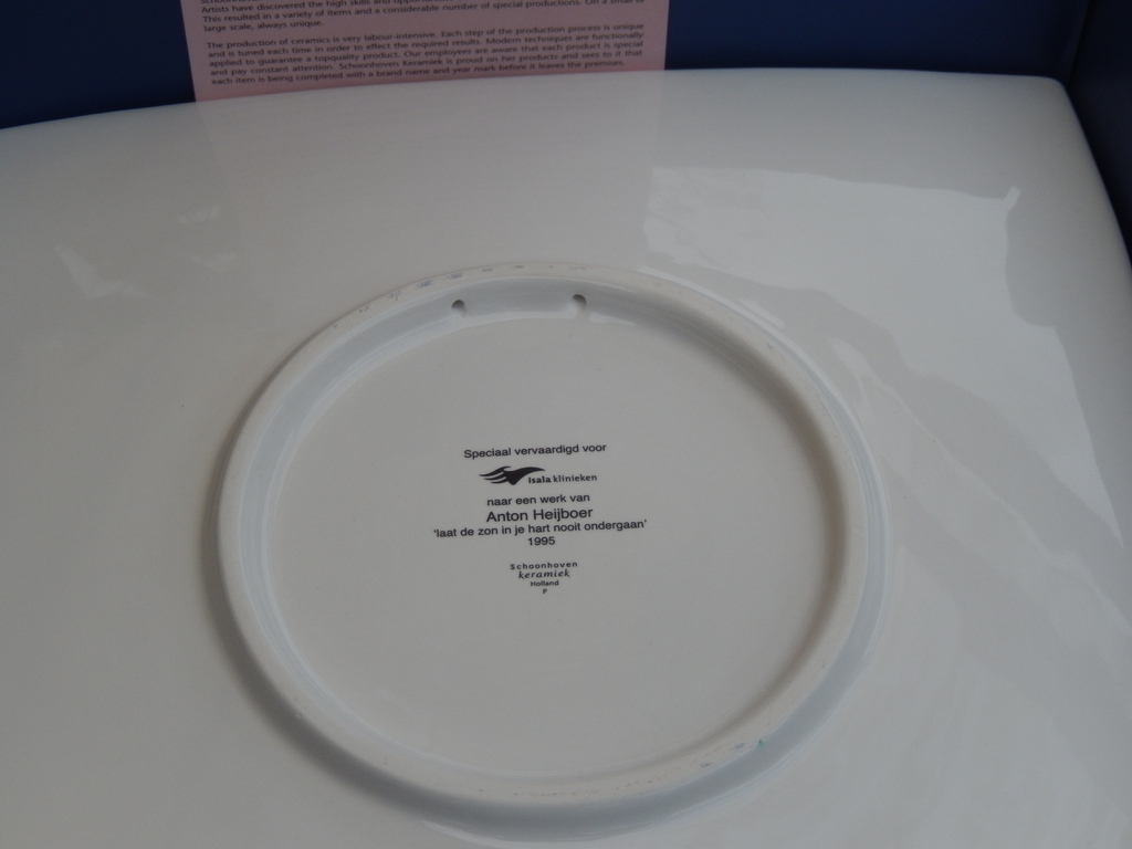 Anton Heyboer-keramiek bord 'laat de zon in je hart nooit ondergaan'  kopen? Bied vanaf 85!