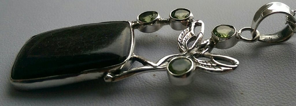 Zilveren Hanger met Honduras opaal kopen? Bied vanaf 25!