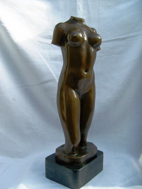 Maillol: Fraai bronzen beeld, staand naakt naar Aristide Maillol verkocht voor € 195!