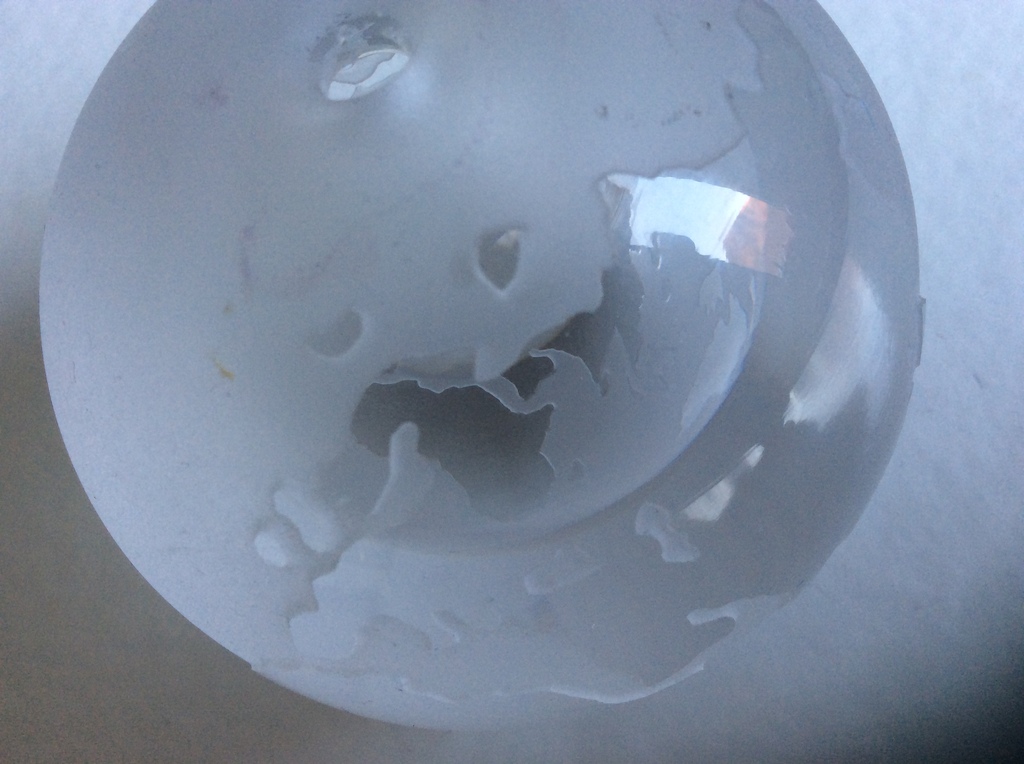 Kristallen wereldbol uit Tsjechië kopen? Bied vanaf 29!