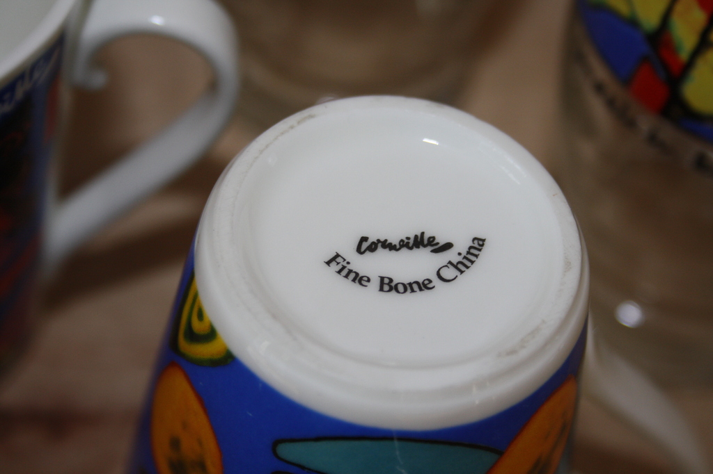 Corneille, glas en keramiek kopen? Bied vanaf 30!