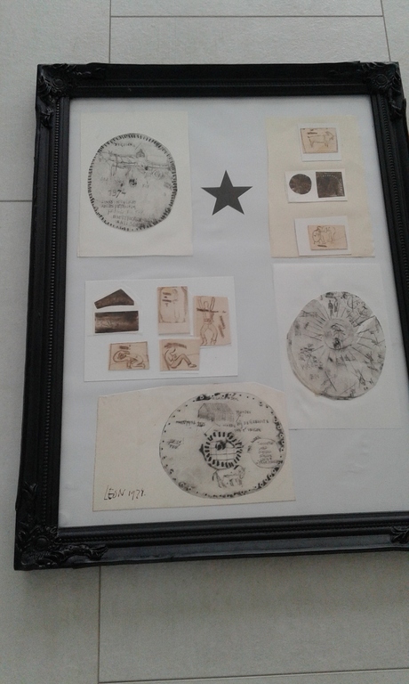 Leon Adriaans, uniek, diverse klein etsen uit 1974 ,gezamenlijk in een lijst kopen? Bied vanaf 60!