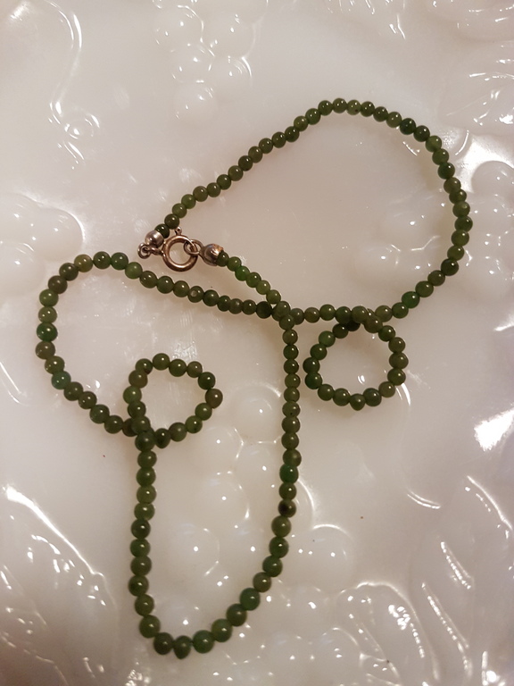Jade ketting kopen? Bied vanaf 5!