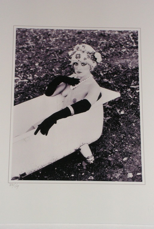 Corneille  -  piezofotografie - in bad verkocht voor € 56!