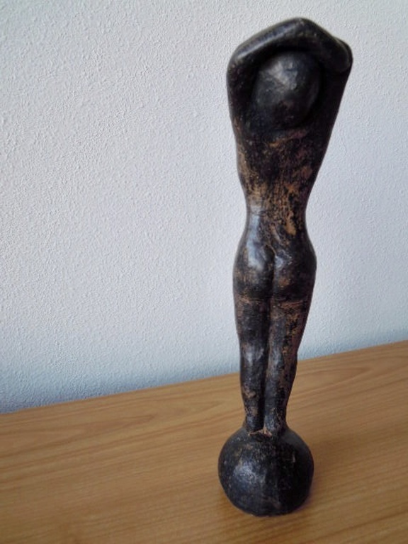 Hand gemaakt beeld vrouwelijk naakt - 36 cm hoog.   kopen? Bied vanaf 25!