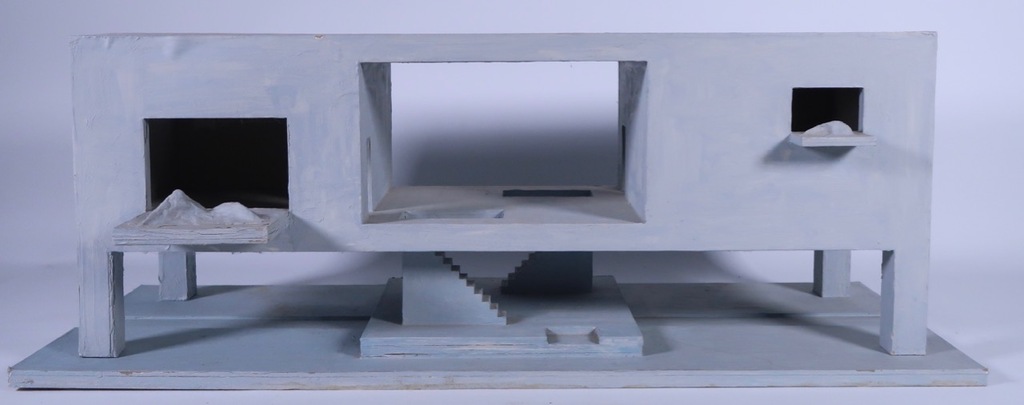 Pieter van Evert: Object hout, Valley Villa verkocht voor € 60!
