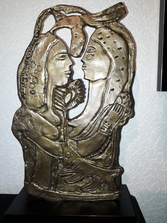 Corneille sculptuur groot Embrace kopen? Bied vanaf 850!