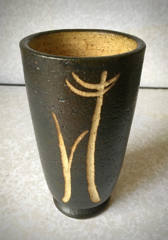 Jan van Stolk - Studio vaas met sgraffito decor -2e helft 20e eeuw, Oosterbeek kopen? Bied vanaf 1!
