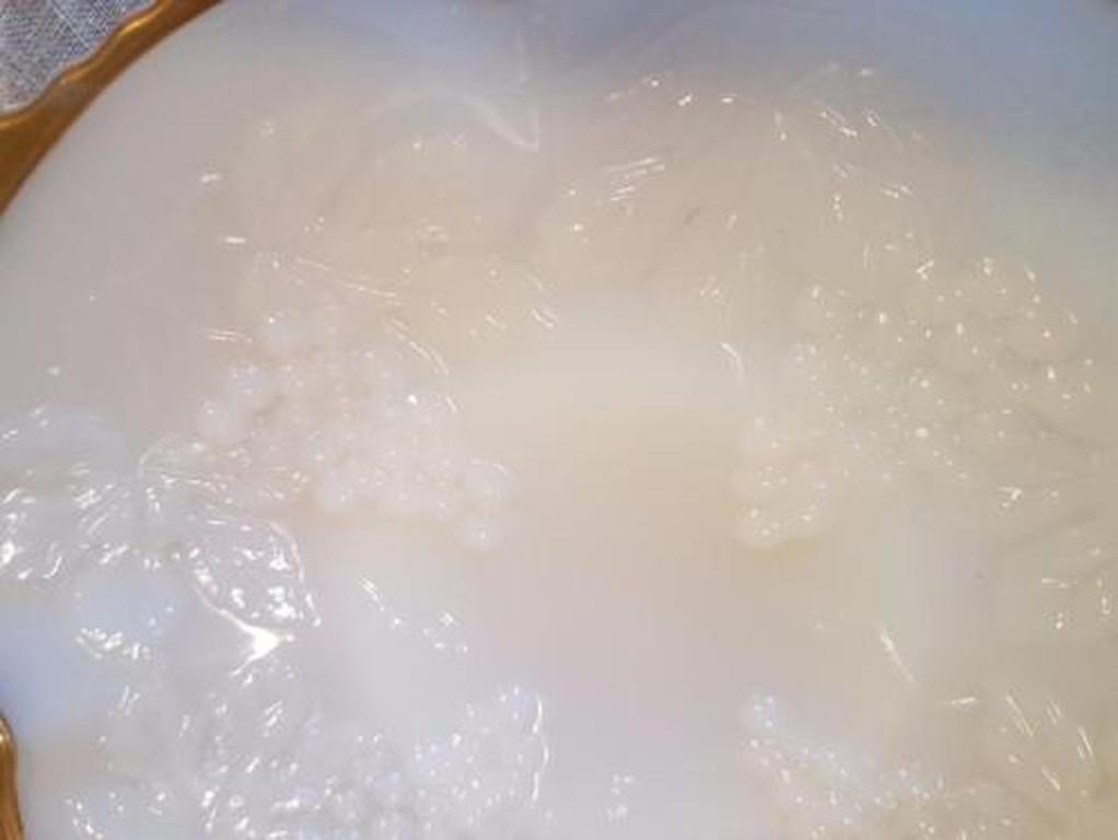 Opaline glazen schaal Francia eind 800 afgewerkt met fijn goud kopen? Bied vanaf 15!