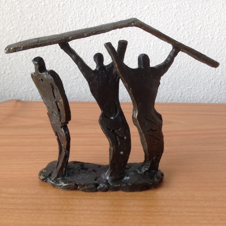 Gesigneerd bronzen beeld 13 x 15 cm in prachtige staat. kopen? Bied vanaf 35!