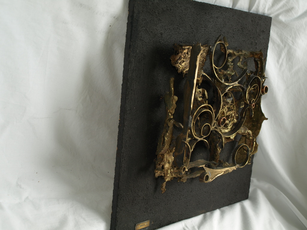 HERBERT SEILER (1928-2008) : Wandsculptuur van metaal – Gesigneerd - 1976  kopen? Bied vanaf 150!