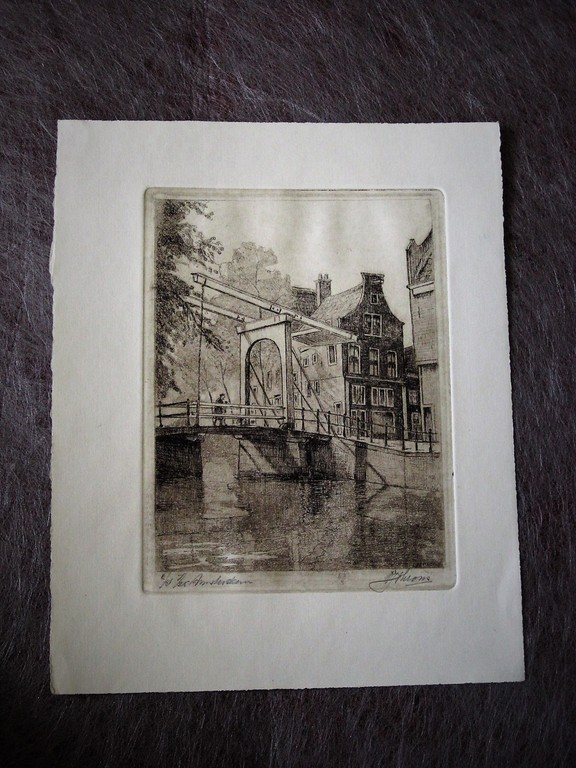 Fraaie 1950 gesigneerde Ets "Amsterdam brug bij Staalstraat en Groenburgwal"  kopen? Bied vanaf 1!