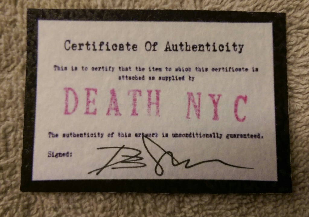 Death NYC "Queen Yellow Dog" kopen? Bied vanaf 35!