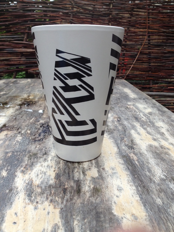 Grote Gemovers Potterie witte vaas met zwart abstract lineair decor kopen? Bied vanaf 16!