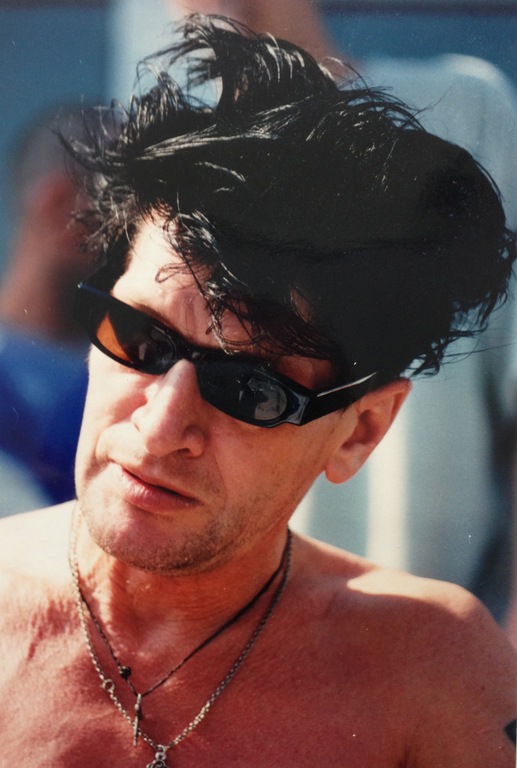 HERMAN BROOD, grote gelimiteerde en handgesigneerde zeefdruk 'Biggles' kopen? Bied vanaf 1!