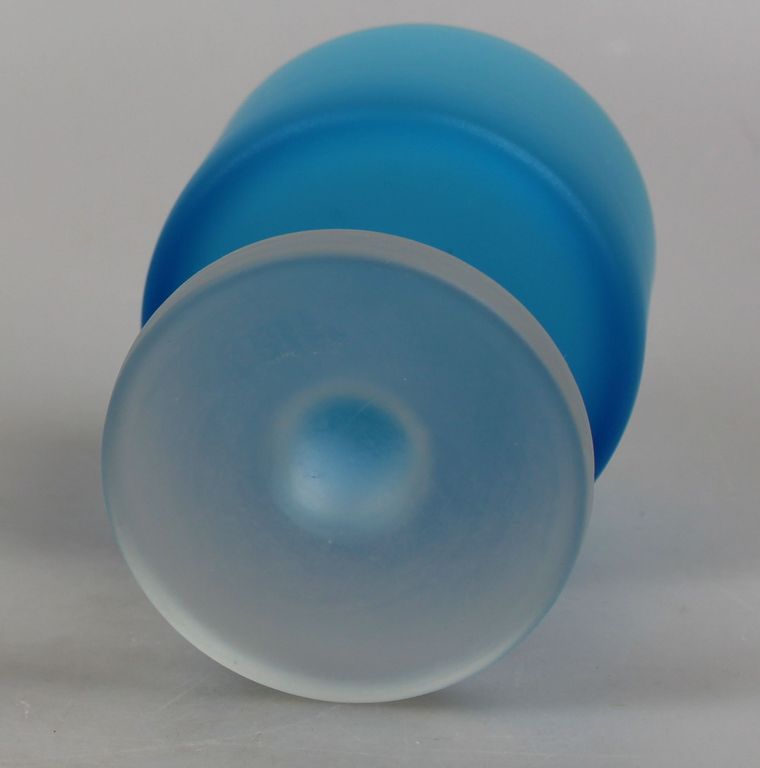 Carlo Moretti blauw glas op voet satijnglas kopen? Bied vanaf 22!