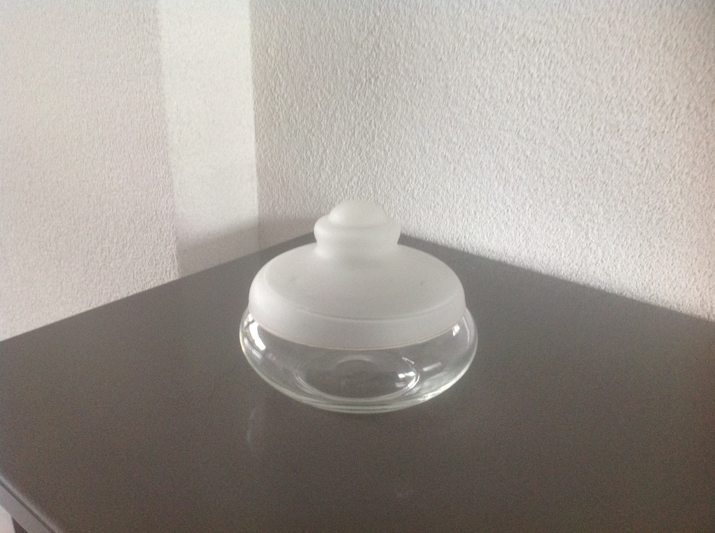 Jacques Boon - Leerdam - glazen koekdoos en bonbonnière. kopen? Bied vanaf 10!