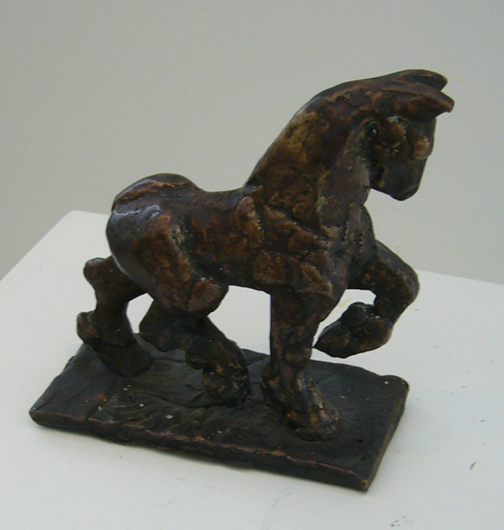 Mohana van den Kroonenberg Titel: Paardje brons 11 hoog. kopen? Bied vanaf 150!