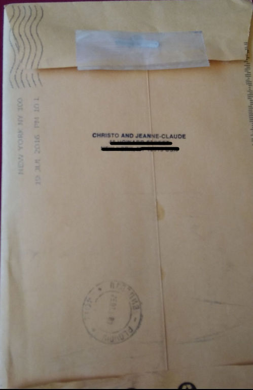 Christo and Jeanne-Claude- Umbrellas Japan- handgesigneerd plus stof. ingelijst kopen? Bied vanaf 120!