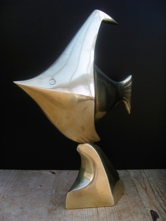 Onbekende kunstenaar: Gestileerd beeld van vis/vogel kopen? Bied vanaf 85!