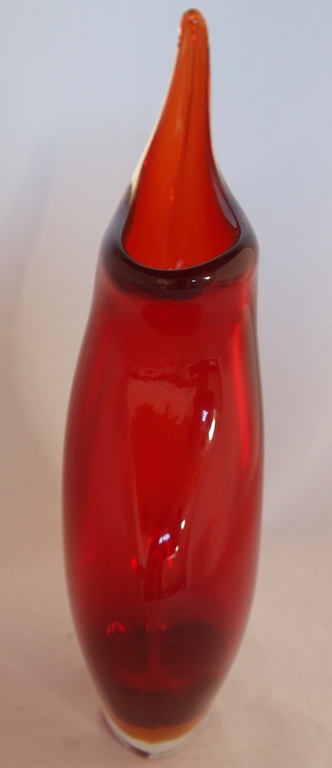 Flavio Poli voor Seguso, Murano - vrijgevormde sommerso vaas in de kleuren rood  kopen? Bied vanaf 38!