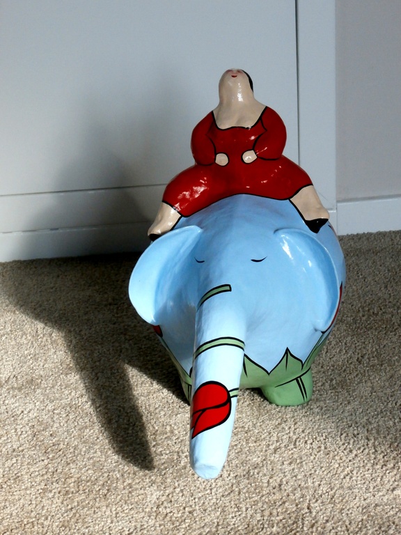 Ada Breedveld - beeld: blauwe olifant tulpen groot - 2003 kopen? Bied vanaf 95!