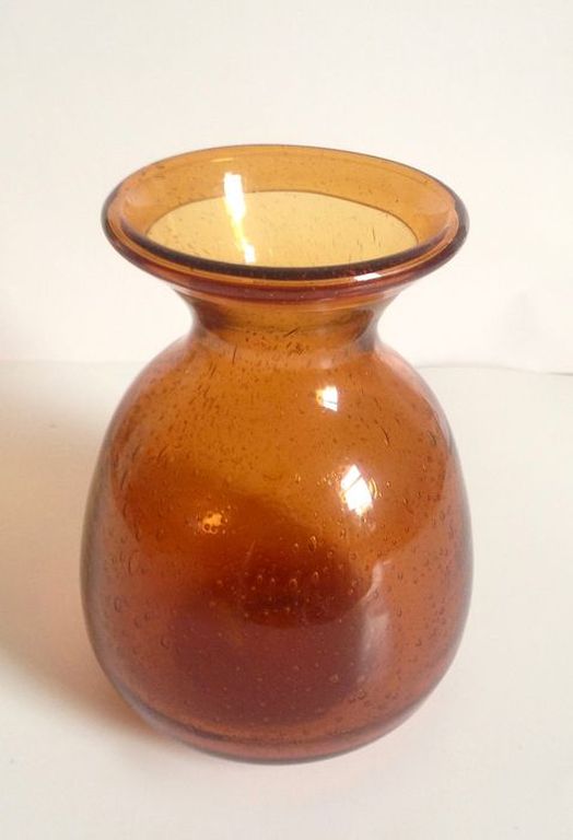 Max Verboeket - Amberkleurige vaas uit de Antigua serie voor Royal Leerdam  kopen? Bied vanaf 1!