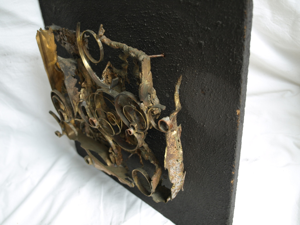 HERBERT SEILER (1928-2008) : Wandsculptuur van metaal – Gesigneerd - 1976  kopen? Bied vanaf 150!