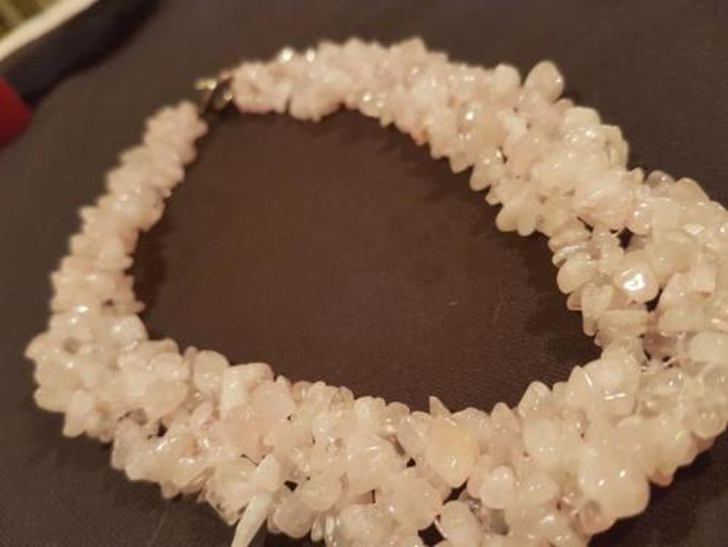 Choker ketting in rozenkwarts kopen? Bied vanaf 1!