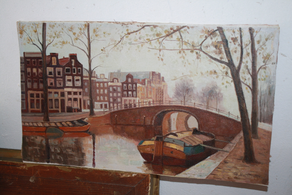 BOOT IN GRACHT VAN AMSTERDAM kopen? Bied vanaf 1!