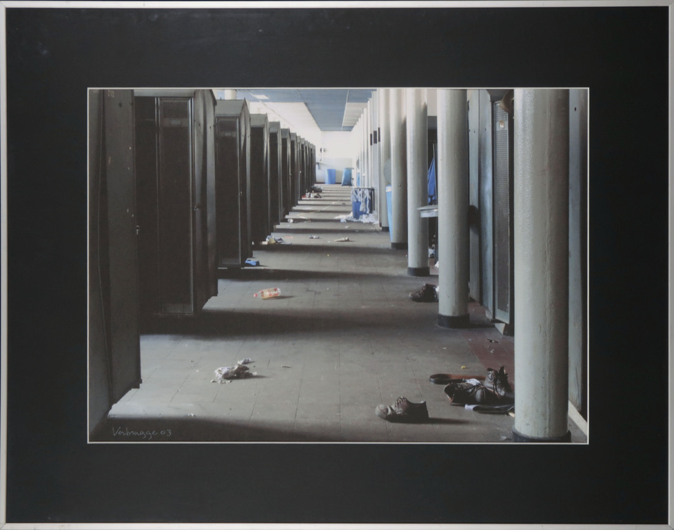 Marcel Verbrugge: Giclee, Kleedruimte - Ingelijst kopen? Bied vanaf 20!