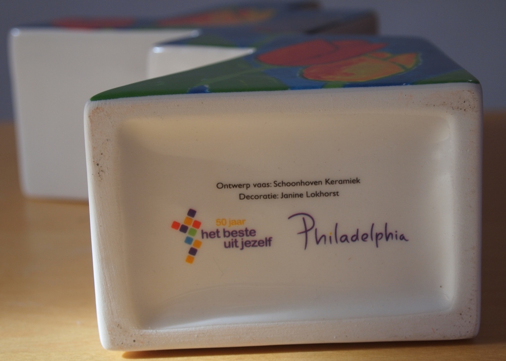 Janine Lokhorst voor Schoonhoven Keramiek - twee tulpenvazen kopen? Bied vanaf 30!