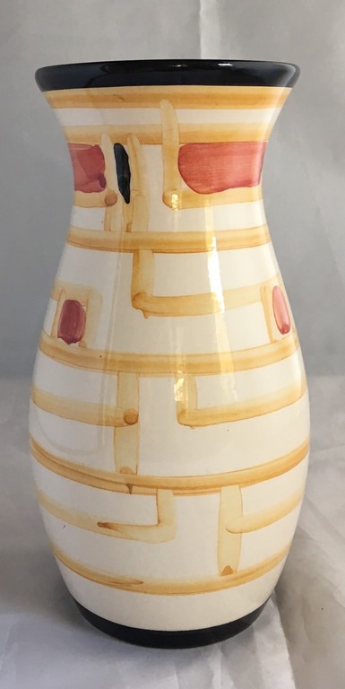 Pottenbakkerij De Vier Paddestoelen -  vaas met geometrisch decor kopen? Bied vanaf 1!