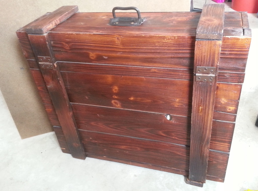 Corneille -  Een set van 4 reliëfs  in originele houten kist kopen? Bied vanaf 600!