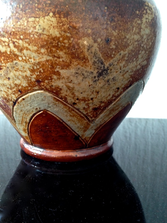 Terraco Draak Vaas Eerste helft 20e eeuw, Beesel gemerkt kopen? Bied vanaf 29!