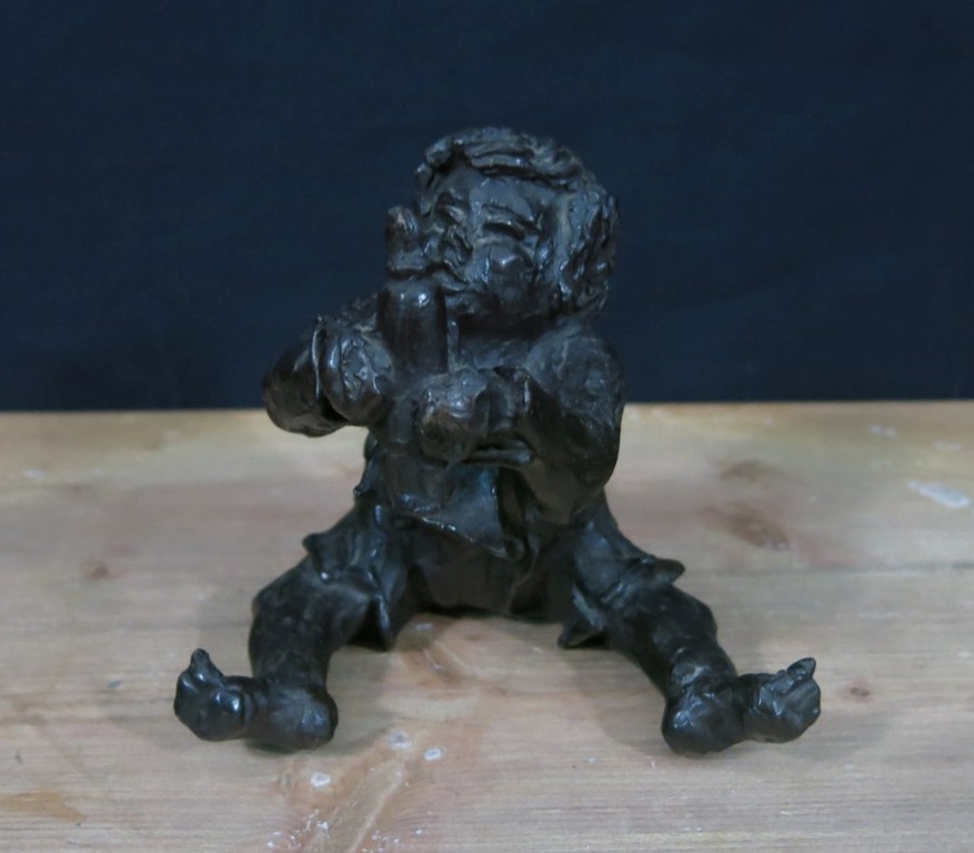 Johan Karsch: Bronzen beeld, Baby met fles verkocht voor € 400!