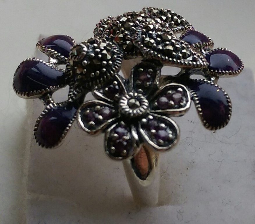 Zilveren ring met amethist en marcasiet  kopen? Bied vanaf 11!