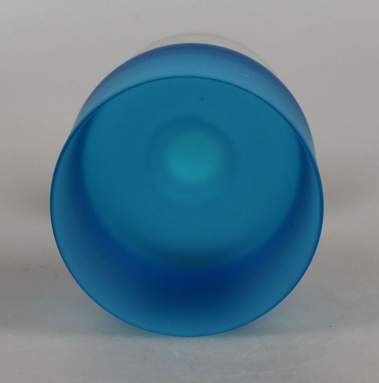 Carlo Moretti blauw glas op voet satijnglas kopen? Bied vanaf 22!