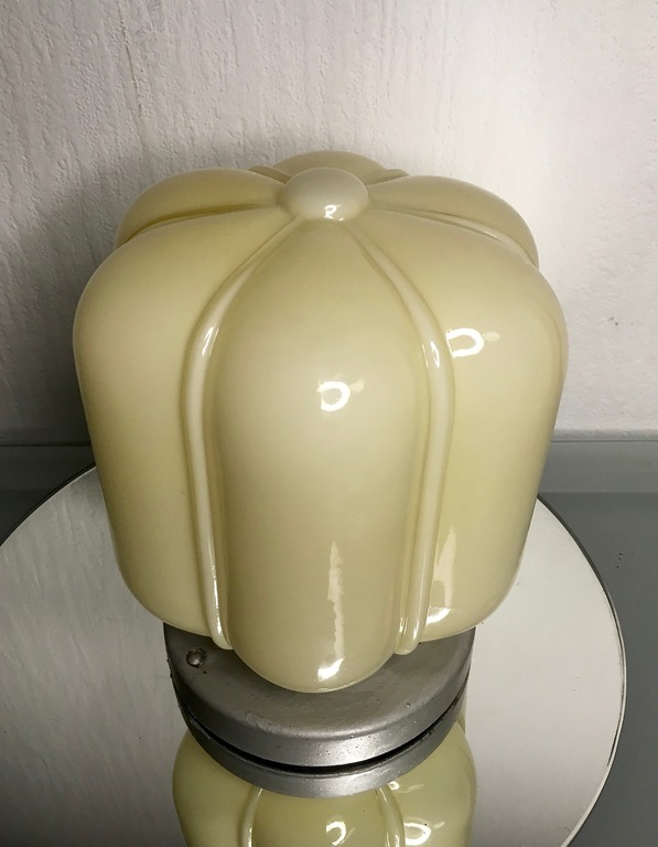 Grote glazen art deco plafond lamp met metalen armatuur kopen? Bied vanaf 19!