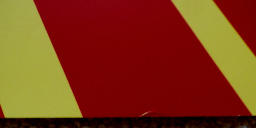 Etienne Elias, zeefdruk: Moonlandscape, handgesigneerd en genummerd kopen? Bied vanaf 75!