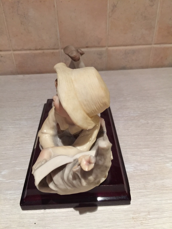 Zeldzaam beeld van Giuseppe Armani kopen? Bied vanaf 15!