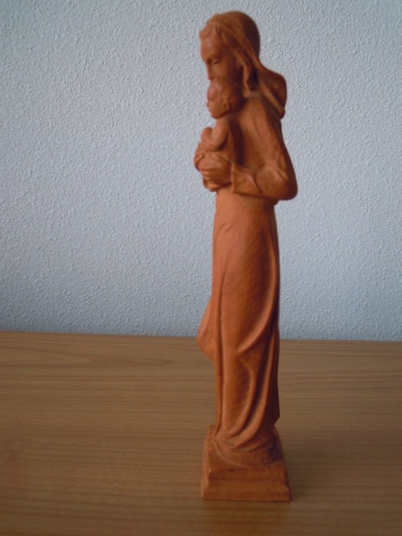 MARIA MET KIND beeld van Gerard Linssen Venlo - 25 cm hoog.  kopen? Bied vanaf 8!