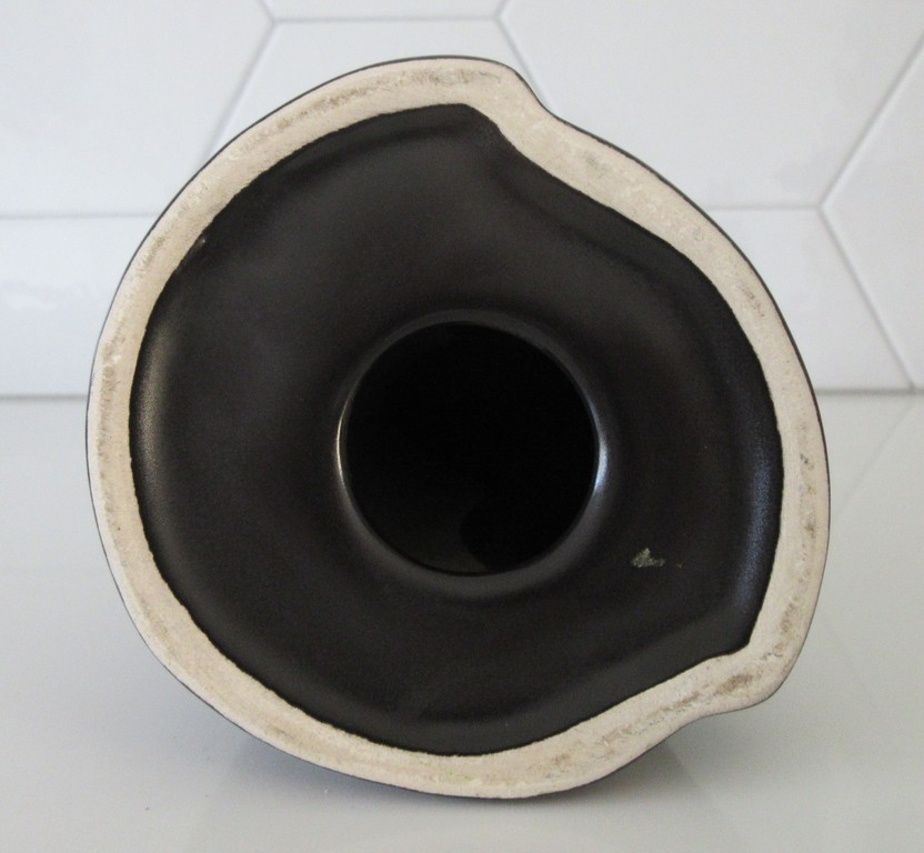 Art deco mat zwart abstract platelen Maria beeld kopen? Bied vanaf 20!