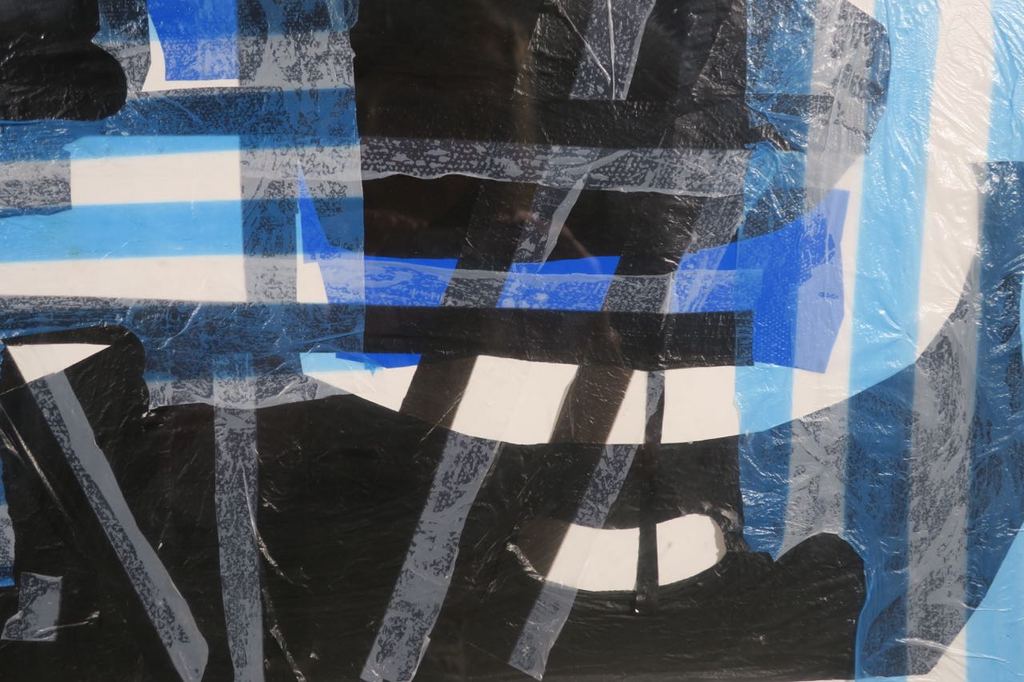 Meertje Kaal: Collage van plastic en tape, De zwarte vloot.. - Ingelijst (Groot) kopen? Bied vanaf 1!