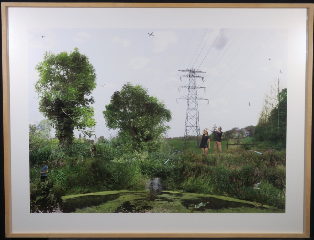 Onbekend gesigneerd: Foto, De stad en de boomgaard - Ingelijst (Groot!) kopen? Bied vanaf 1!